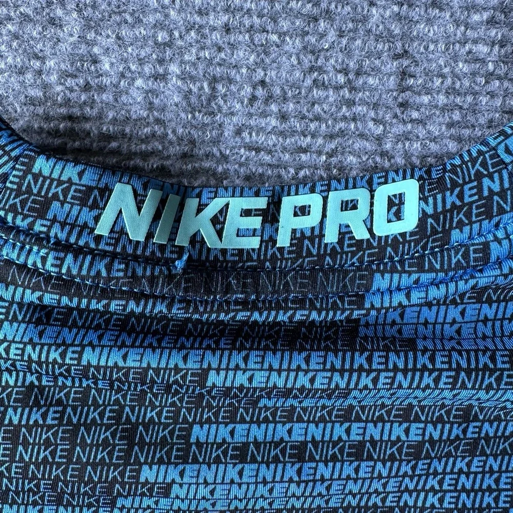 Nike Pro Dri-FIT Boys Fitted Long Sleeve Crew Neck Pullover T-Shirt Blue/Black